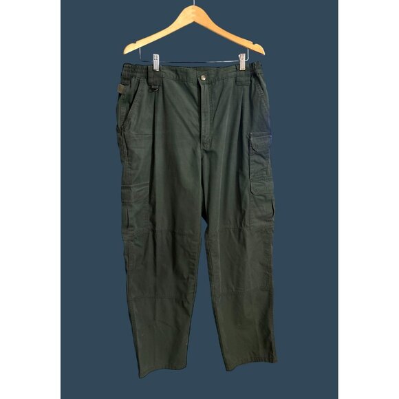 5.11 Tactical Green Cargo Pants Mens Size 40 Ripstop Fabric Durable & Functional - Picture 1 of 6